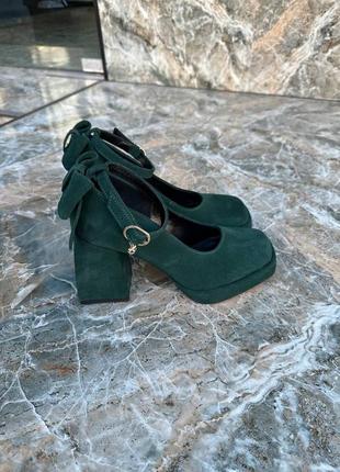 Зелені смарагдові замшеві туфлі на квадратному каблуку з бантиком багато кольорів4 фото