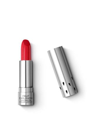 Кремовая удивленная красная помада kiko milano fruit explosion 05