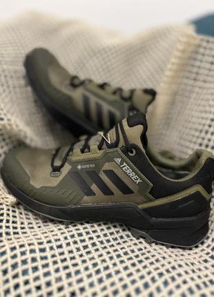 Кроссовки adidas terrex