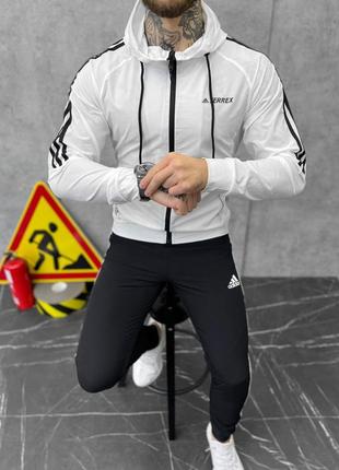 Спортивний костюм adidas terex