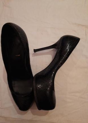 Лабутени saint laurent paris