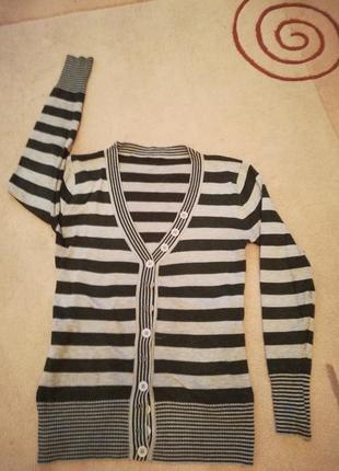 Кофта гудзики