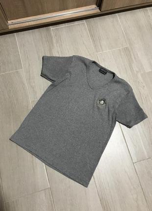 Футболка в рубчик blue straight faded jeans