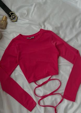 Топ з рукавом та шнурівкою