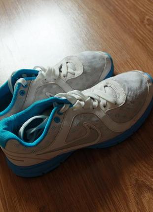 Женские беговые кроссовки для тренеровок nike air re-lent reply white