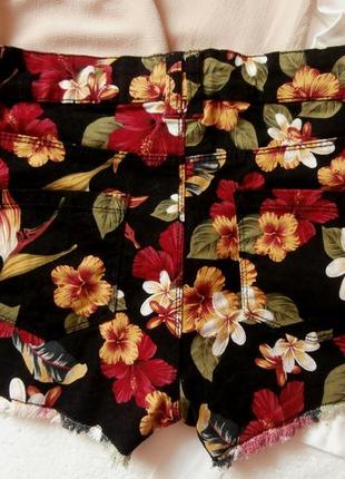 Яркие коттоновые шорты esmara, хлопковые шорты в цветочный принт3 фото