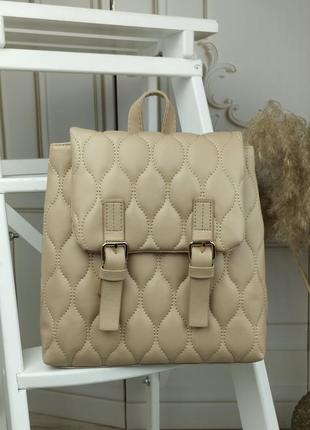 Сумка-рюкзак бежевого цвета