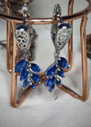 Серьги с кулоном на цепочке синие листья 3
