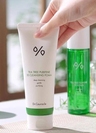 Гель-пенка для умывания с экстрактом чайного дерева dr. ceuracle tea tree purifine 30 cleansing foam 150 мл6 фото