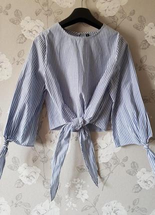Шикарна коротка блуза в смужку з зав'язками,кроп топ в смужку з зав'язками на рукавах