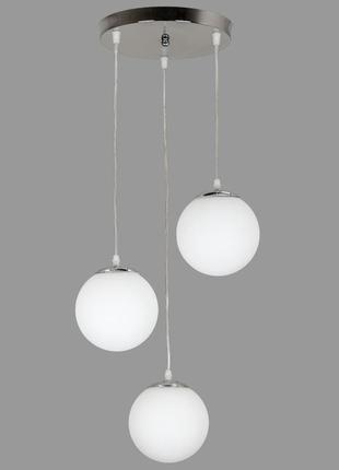 Срібна люстра із білих куль на 3 лампи (56-pr150f-3 cr+wh)