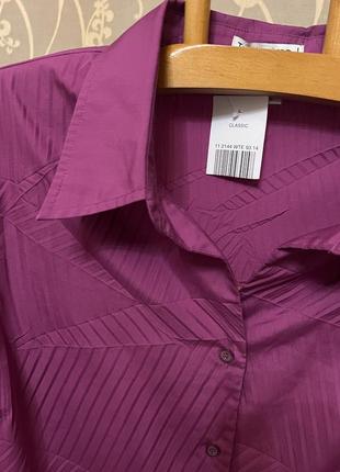 Очень красивая и стильная брендовая блузка большого размера.3 фото