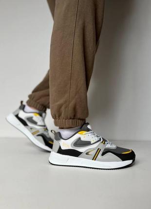 Кроссовки на весну