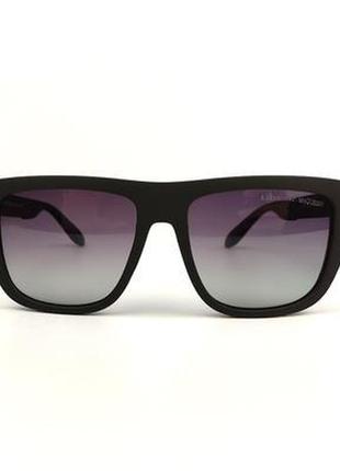 Солнцезащитные очки «miami» в черной матовой оправе с синей дужкой и черной линзой2 фото