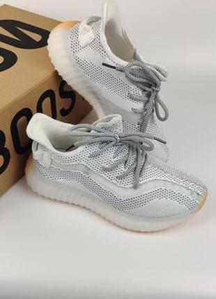 Женские кроссовки itts yeezy boost 350 v2 white в белом цвете (41р.)