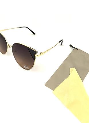 Солнцезащитные очки flyby «paris» c золотой металической оправой и черно-коричневой градиентной линзой4 фото