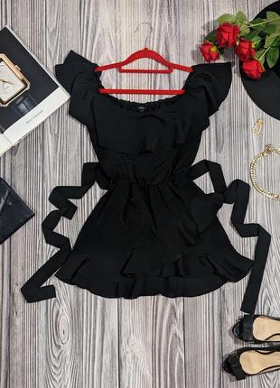 Черная блуза с воланами и поясом river island #2249