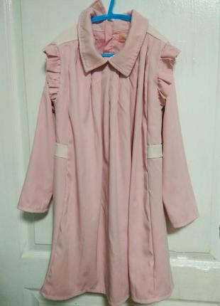 Стильное розовое платье платье с длинным рукавом с воротником и рюшами