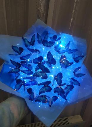 Яскравий синій букет з метеликів на подарунок 💙2 фото