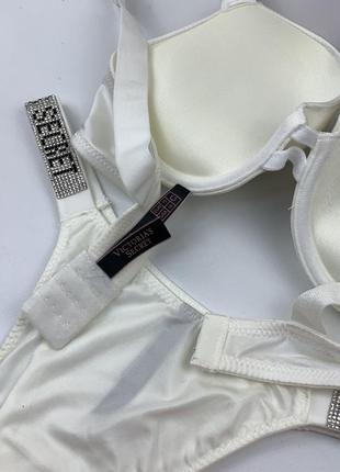 Комплект женского нижнего белья victoria`s secret женские трусики и бюстгальтер - размер 85b - молочно-белый6 фото