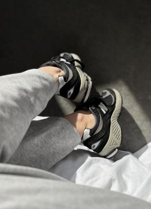 Стильные замшевые кроссовки new balance 2002r black m2002r1. цвет черный с серым. унисекс. размеры 36-457 фото