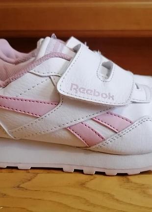 Кожаные кроссовки фирмы reebok оригинал