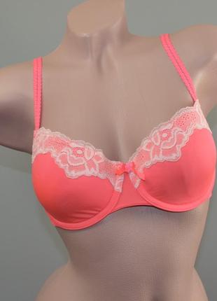 Яркий, красивый бюстгальтер hunkemoller (75c)