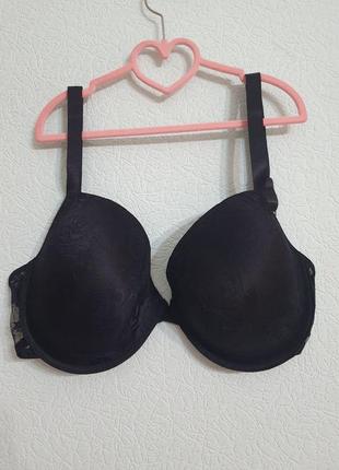 Шикарный кружевной бюстгальтер