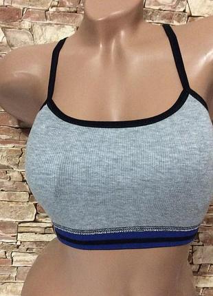 Спортивный топ-маечка бесшовная з поролоновыми чашечками без косточек р.46-48