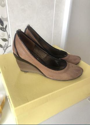 Туфлі шкіряні