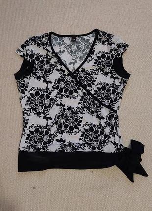 Футболка блузка в цветы черно белые