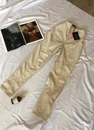 Эко кожа леггинсы штаны