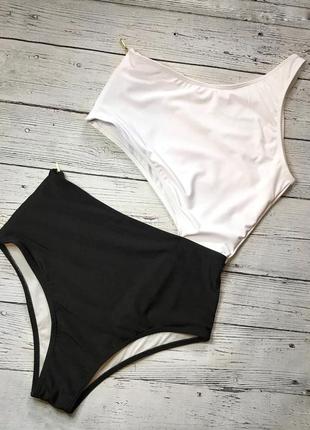 Злитий Купальник чорно-білий із золотою блискавкою