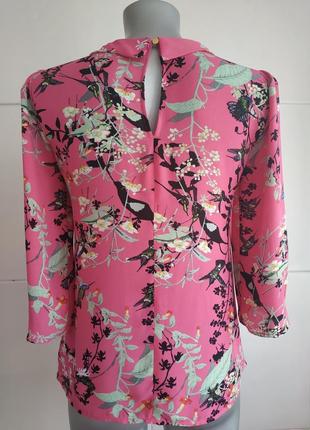 Нарядная блуза oasis с принтом красивых цветов3 фото