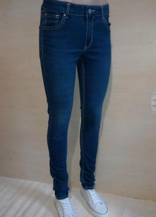 Синие тонкие джинсы skinny от divided весенняя скидка!4 фото