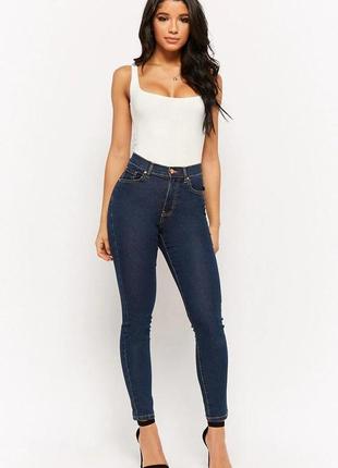 Синие тонкие джинсы skinny от divided весенняя скидка!