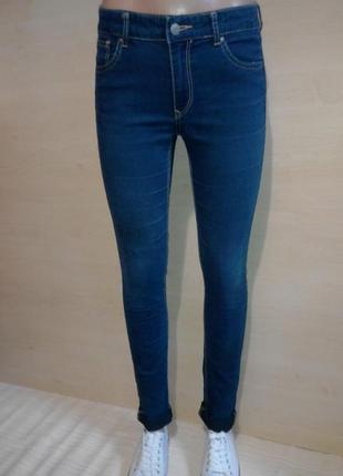 Синие тонкие джинсы skinny от divided весенняя скидка!6 фото