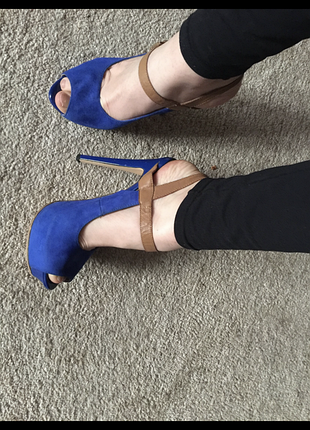 Шкіряні босоніжки velony італія