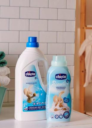 Кондиционер для белья chicco sensitive sweet talcum смягчитель тканей 750 мл (8058664103126)5 фото