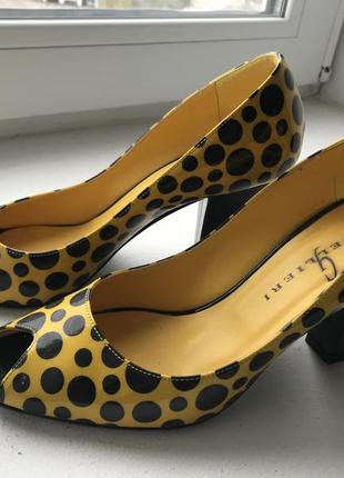 Босоножки итальянской марки gibellieri