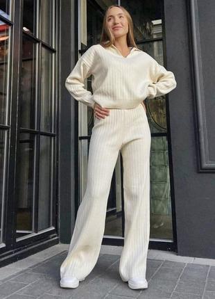 Стильный костюм