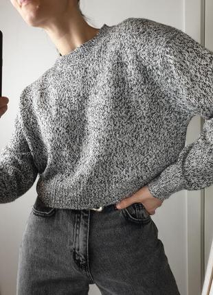 Базовый укороченный свитер меланж под горло