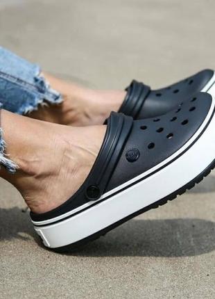 Кроксы на платформе crocs crocband platforma черные жіночі крокси чорні високі1 фото