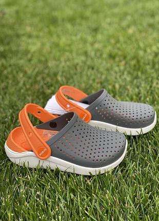 Кроксы crocs детские серые на мальчика literide kids charcoal/white сабо оригинал