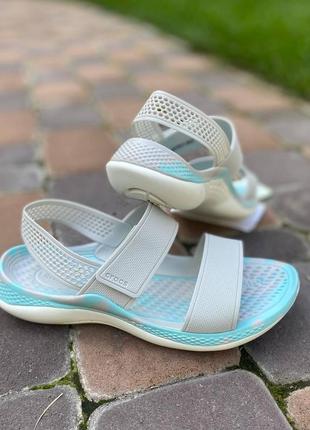 Женские сандалии серые crocs women's literide 360 sandal оригинал1 фото