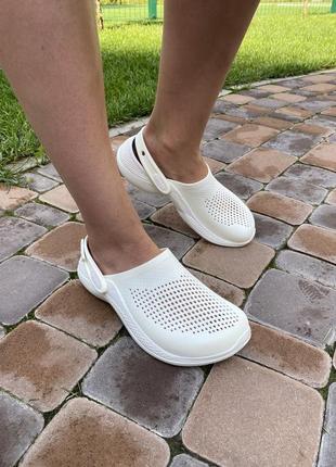 Кроксы женские белые шлепки crocs literide 360 almost white3 фото