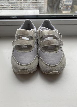 Кросівки adidas