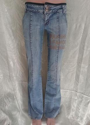 Новые женские джинсы с надписями bulkish фирменные1 фото