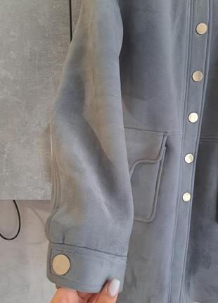 Стильное пальто серого цвета5 фото