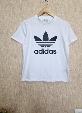 Качественная футболка adidas, оригинал2 фото